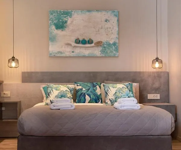 Wisdom Residence Luxury s At Plaka